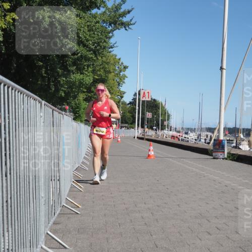 17.08.2025 - KN Förde Triathlon 2025 KatJ http://msf.ph/oto/8583000 17.08.2025 12:30:50 Laufen 606 meine-sportfotos.de
