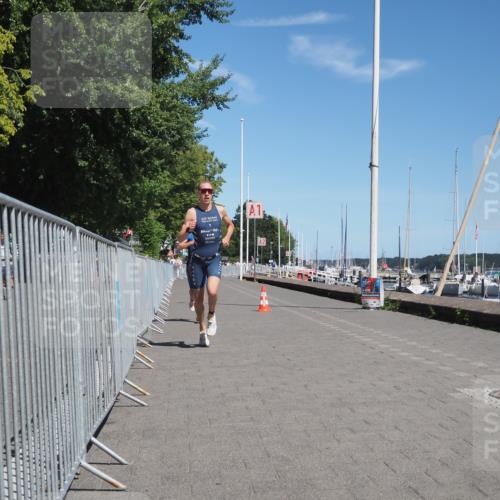 17.08.2025 - KN Förde Triathlon 2025 KatJ http://msf.ph/oto/8583013 17.08.2025 13:19:29 Laufen 408, 418 meine-sportfotos.de