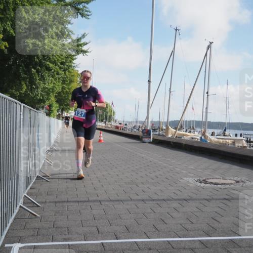 17.08.2025 - KN Förde Triathlon 2025 KatJ http://msf.ph/oto/8583032 17.08.2025 10:04:52 Laufen 127, 253 meine-sportfotos.de