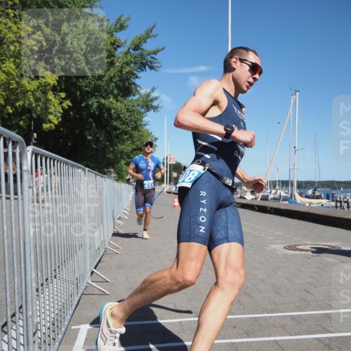 17.08.2025 - KN Förde Triathlon 2025 KatJ http://msf.ph/oto/8583049 17.08.2025 13:19:31 Laufen 408, 418 meine-sportfotos.de