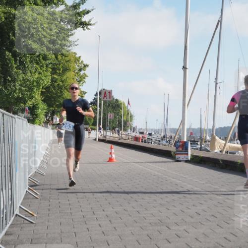 17.08.2025 - KN Förde Triathlon 2025 KatJ http://msf.ph/oto/8583052 17.08.2025 10:04:59 Laufen 168, 253 meine-sportfotos.de