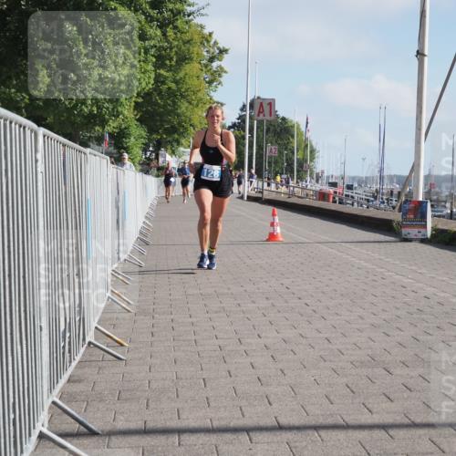 17.08.2025 - KN Förde Triathlon 2025 KatJ http://msf.ph/oto/8583156 17.08.2025 10:05:29 Laufen 128 meine-sportfotos.de