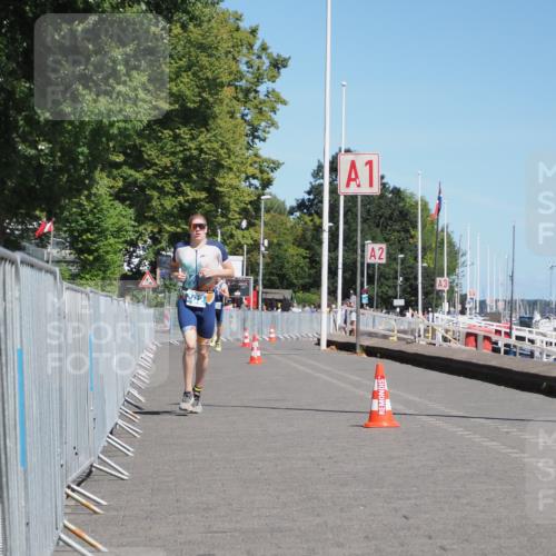 17.08.2025 - KN Förde Triathlon 2025 KatJ http://msf.ph/oto/8583168 17.08.2025 13:20:39 Laufen 402, 403 meine-sportfotos.de