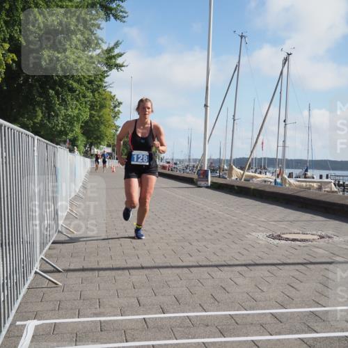 17.08.2025 - KN Förde Triathlon 2025 KatJ http://msf.ph/oto/8583183 17.08.2025 10:05:31 Laufen 128 meine-sportfotos.de