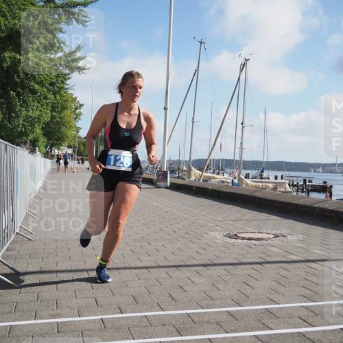 17.08.2025 - KN Förde Triathlon 2025 KatJ http://msf.ph/oto/8583197 17.08.2025 10:05:32 Laufen 128 meine-sportfotos.de