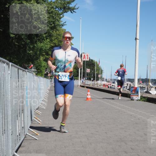 17.08.2025 - KN Förde Triathlon 2025 KatJ http://msf.ph/oto/8583217 17.08.2025 13:20:44 Laufen 401, 402 meine-sportfotos.de