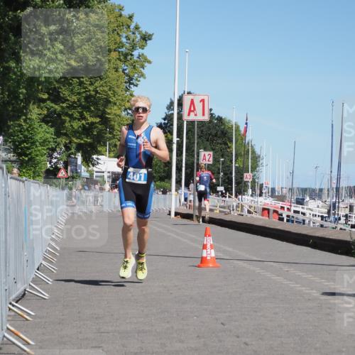 17.08.2025 - KN Förde Triathlon 2025 KatJ http://msf.ph/oto/8583242 17.08.2025 13:20:50 Laufen 401 meine-sportfotos.de
