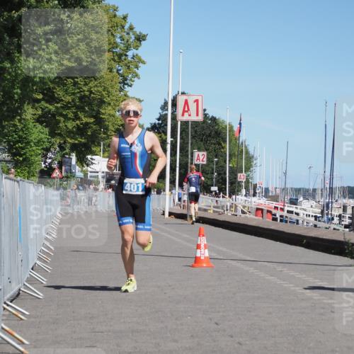 17.08.2025 - KN Förde Triathlon 2025 KatJ http://msf.ph/oto/8583247 17.08.2025 13:20:50 Laufen 401 meine-sportfotos.de