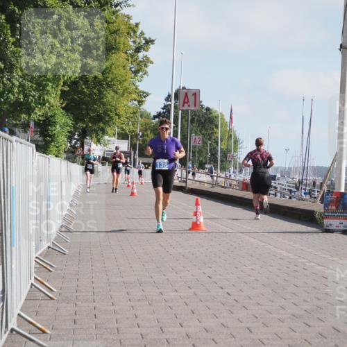 17.08.2025 - KN Förde Triathlon 2025 KatJ http://msf.ph/oto/8583330 17.08.2025 10:06:14 Laufen 138 meine-sportfotos.de