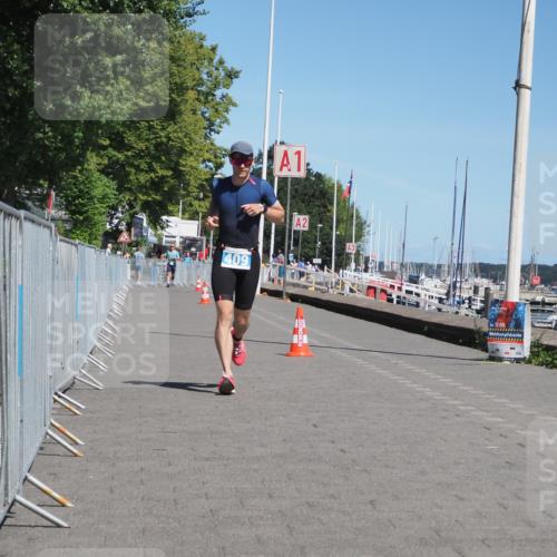 17.08.2025 - KN Förde Triathlon 2025 KatJ http://msf.ph/oto/8583425 17.08.2025 13:23:27 Laufen 409 meine-sportfotos.de