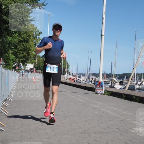 17.08.2025 - KN Förde Triathlon 2025 KatJ http://msf.ph/oto/8583458 17.08.2025 13:23:29 Laufen 409 meine-sportfotos.de