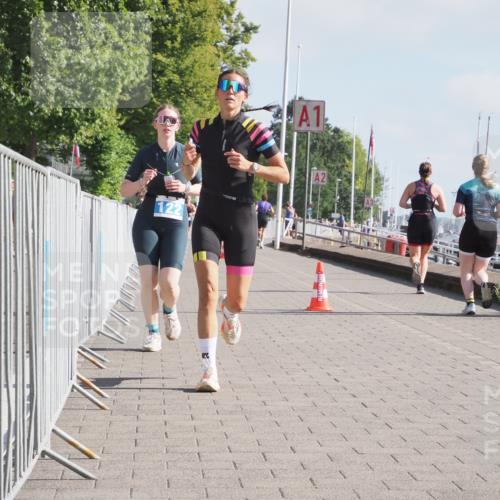 17.08.2025 - KN Förde Triathlon 2025 KatJ http://msf.ph/oto/8583523 17.08.2025 10:06:40 Laufen 122, 166 meine-sportfotos.de