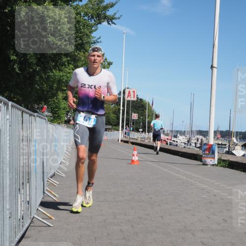 17.08.2025 - KN Förde Triathlon 2025 KatJ http://msf.ph/oto/8583571 17.08.2025 13:23:58 Laufen 404, 415 meine-sportfotos.de