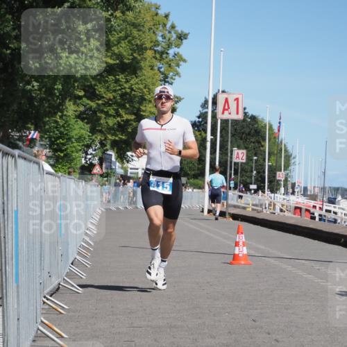 17.08.2025 - KN Förde Triathlon 2025 KatJ http://msf.ph/oto/8583608 17.08.2025 13:24:04 Laufen 415 meine-sportfotos.de