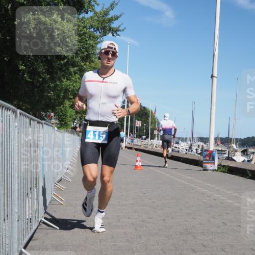 17.08.2025 - KN Förde Triathlon 2025 KatJ http://msf.ph/oto/8583646 17.08.2025 13:24:06 Laufen 415 meine-sportfotos.de