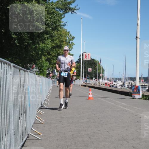 17.08.2025 - KN Förde Triathlon 2025 KatJ http://msf.ph/oto/8583695 17.08.2025 13:24:54 Laufen 408, 414 meine-sportfotos.de