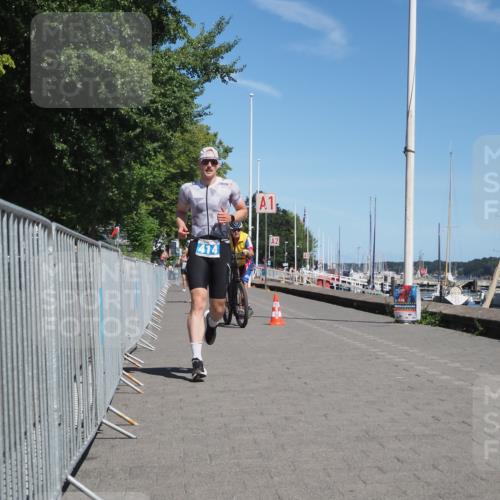 17.08.2025 - KN Förde Triathlon 2025 KatJ http://msf.ph/oto/8583703 17.08.2025 13:24:55 Laufen 408, 414 meine-sportfotos.de