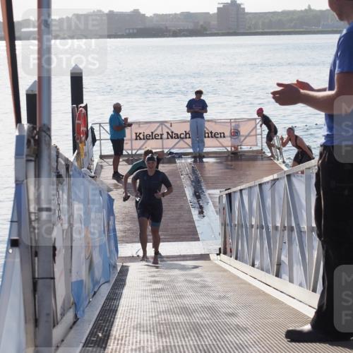 17.08.2025 - KN Förde Triathlon 2025 MichiJ http://msf.ph/oto/8583749 17.08.2025 09:22:00 Schwimmen 212, 215, 244, 210, 212, 213, 215, 224, 242 meine-sportfotos.de