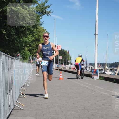 17.08.2025 - KN Förde Triathlon 2025 KatJ http://msf.ph/oto/8583783 17.08.2025 13:25:00 Laufen 408, 419 meine-sportfotos.de