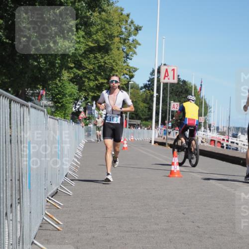 17.08.2025 - KN Förde Triathlon 2025 KatJ http://msf.ph/oto/8583808 17.08.2025 13:25:03 Laufen 408, 419 meine-sportfotos.de