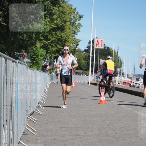 17.08.2025 - KN Förde Triathlon 2025 KatJ http://msf.ph/oto/8583812 17.08.2025 13:25:03 Laufen 408, 419 meine-sportfotos.de