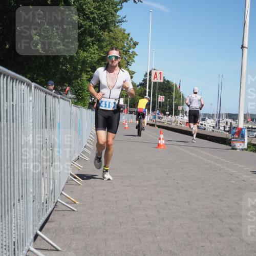 17.08.2025 - KN Förde Triathlon 2025 KatJ http://msf.ph/oto/8583863 17.08.2025 13:25:05 Laufen 419 meine-sportfotos.de