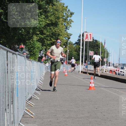 17.08.2025 - KN Förde Triathlon 2025 KatJ http://msf.ph/oto/8583904 17.08.2025 13:25:16 Laufen 548 meine-sportfotos.de