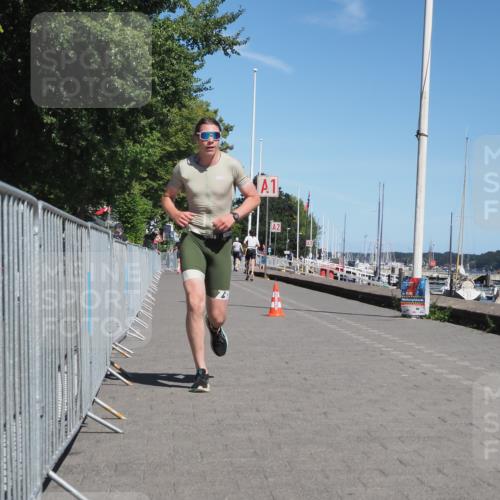 17.08.2025 - KN Förde Triathlon 2025 KatJ http://msf.ph/oto/8583963 17.08.2025 13:25:19 Laufen 548 meine-sportfotos.de