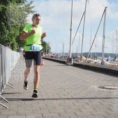 17.08.2025 - KN Förde Triathlon 2025 KatJ http://msf.ph/oto/8584000 17.08.2025 10:08:10 Laufen 143, 187 meine-sportfotos.de