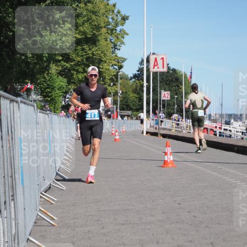 17.08.2025 - KN Förde Triathlon 2025 KatJ http://msf.ph/oto/8584002 17.08.2025 13:25:29 Laufen 417 meine-sportfotos.de