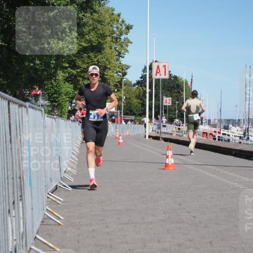 17.08.2025 - KN Förde Triathlon 2025 KatJ http://msf.ph/oto/8584010 17.08.2025 13:25:29 Laufen 417 meine-sportfotos.de