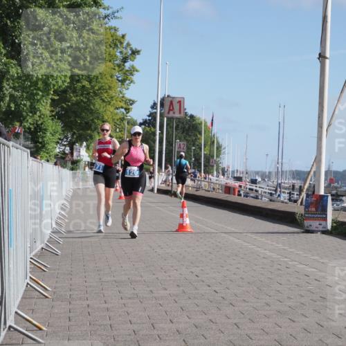 17.08.2025 - KN Förde Triathlon 2025 KatJ http://msf.ph/oto/8584067 17.08.2025 10:32:39 Laufen 120, 171 meine-sportfotos.de