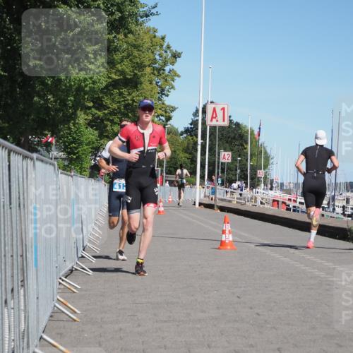 17.08.2025 - KN Förde Triathlon 2025 KatJ http://msf.ph/oto/8584074 17.08.2025 13:25:38 Laufen 413, 466 meine-sportfotos.de