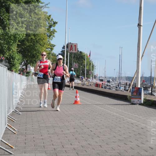 17.08.2025 - KN Förde Triathlon 2025 KatJ http://msf.ph/oto/8584092 17.08.2025 10:32:40 Laufen 120, 171 meine-sportfotos.de