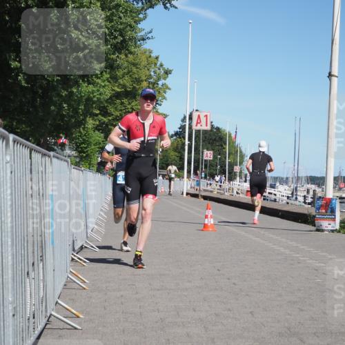 17.08.2025 - KN Förde Triathlon 2025 KatJ http://msf.ph/oto/8584095 17.08.2025 13:25:39 Laufen 413, 466 meine-sportfotos.de