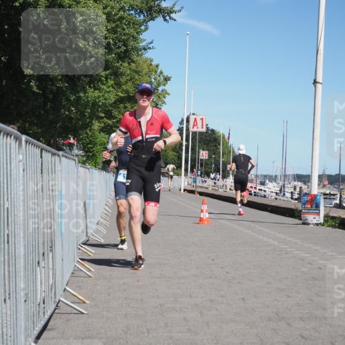 17.08.2025 - KN Förde Triathlon 2025 KatJ http://msf.ph/oto/8584107 17.08.2025 13:25:39 Laufen 413, 466 meine-sportfotos.de