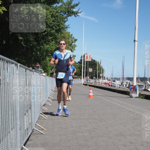 17.08.2025 - KN Förde Triathlon 2025 KatJ http://msf.ph/oto/8584218 17.08.2025 13:26:09 Laufen 407, 418, 445 meine-sportfotos.de