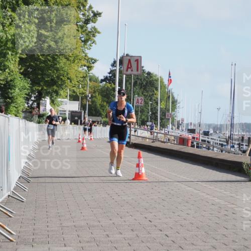 17.08.2025 - KN Förde Triathlon 2025 KatJ http://msf.ph/oto/8584229 17.08.2025 10:09:07 Laufen 109 meine-sportfotos.de