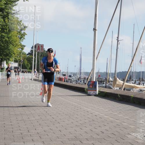 17.08.2025 - KN Förde Triathlon 2025 KatJ http://msf.ph/oto/8584247 17.08.2025 10:09:10 Laufen 109 meine-sportfotos.de