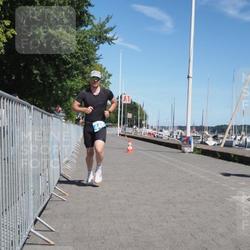 17.08.2025 - KN Förde Triathlon 2025 KatJ http://msf.ph/oto/8584320 17.08.2025 13:26:15 Laufen 418, 445 meine-sportfotos.de
