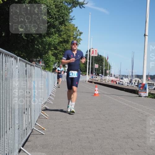 17.08.2025 - KN Förde Triathlon 2025 KatJ http://msf.ph/oto/8584410 17.08.2025 13:26:49 Laufen 431, 447 meine-sportfotos.de