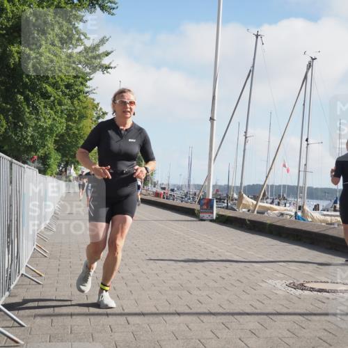 17.08.2025 - KN Förde Triathlon 2025 KatJ http://msf.ph/oto/8584412 17.08.2025 10:09:24 Laufen 144, 162 meine-sportfotos.de