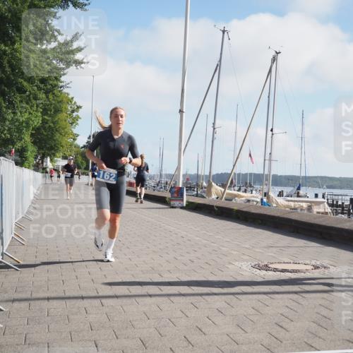 17.08.2025 - KN Förde Triathlon 2025 KatJ http://msf.ph/oto/8584462 17.08.2025 10:09:29 Laufen 136, 162 meine-sportfotos.de