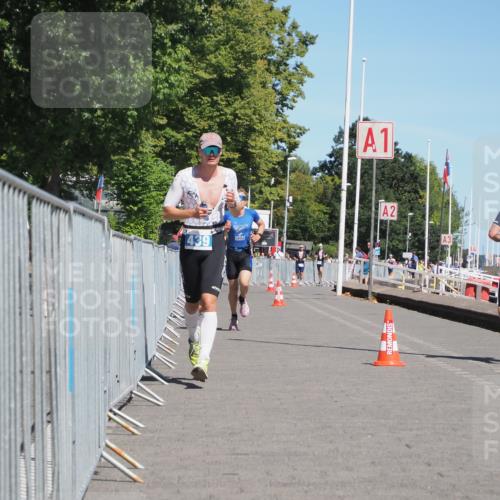 17.08.2025 - KN Förde Triathlon 2025 KatJ http://msf.ph/oto/8584549 17.08.2025 13:26:58 Laufen 428, 433, 439, 447 meine-sportfotos.de