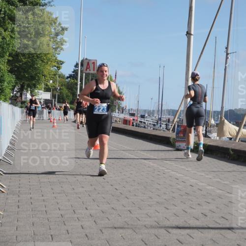 17.08.2025 - KN Förde Triathlon 2025 KatJ http://msf.ph/oto/8584598 17.08.2025 10:33:30 Laufen 223 meine-sportfotos.de