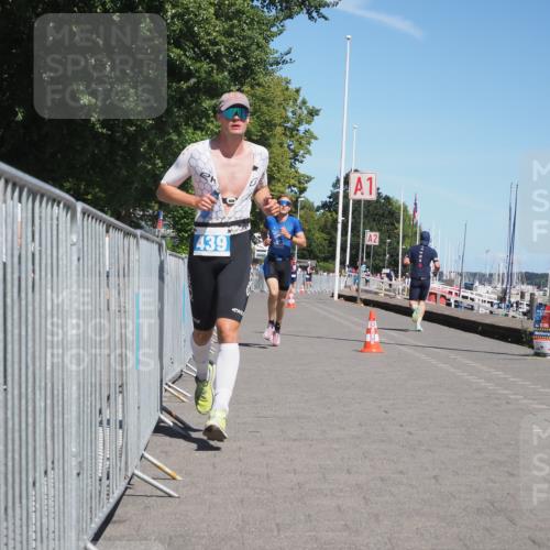 17.08.2025 - KN Förde Triathlon 2025 KatJ http://msf.ph/oto/8584630 17.08.2025 13:27:01 Laufen 403, 428, 433, 439 meine-sportfotos.de