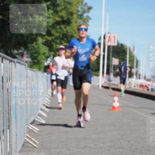 17.08.2025 - KN Förde Triathlon 2025 KatJ http://msf.ph/oto/8584635 17.08.2025 13:27:03 Laufen 403, 428, 433, 439 meine-sportfotos.de