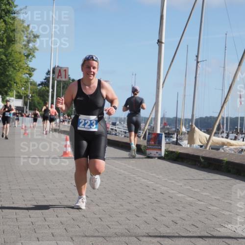 17.08.2025 - KN Förde Triathlon 2025 KatJ http://msf.ph/oto/8584638 17.08.2025 10:33:31 Laufen 223 meine-sportfotos.de