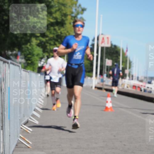 17.08.2025 - KN Förde Triathlon 2025 KatJ http://msf.ph/oto/8584640 17.08.2025 13:27:03 Laufen 403, 428, 433, 439 meine-sportfotos.de