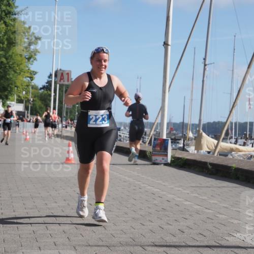 17.08.2025 - KN Förde Triathlon 2025 KatJ http://msf.ph/oto/8584646 17.08.2025 10:33:32 Laufen 223 meine-sportfotos.de